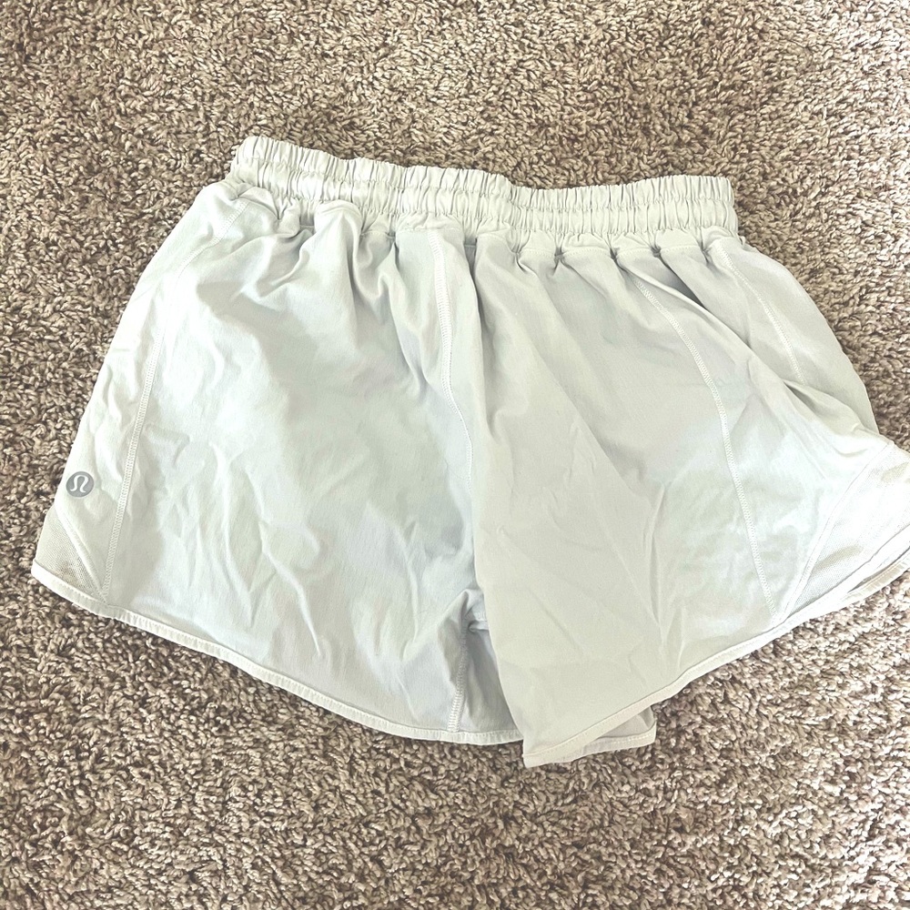 Lululemon Hotty Hot shorts